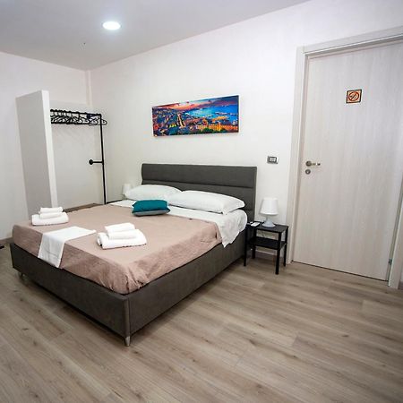 Na City Rooms Napoli Ngoại thất bức ảnh