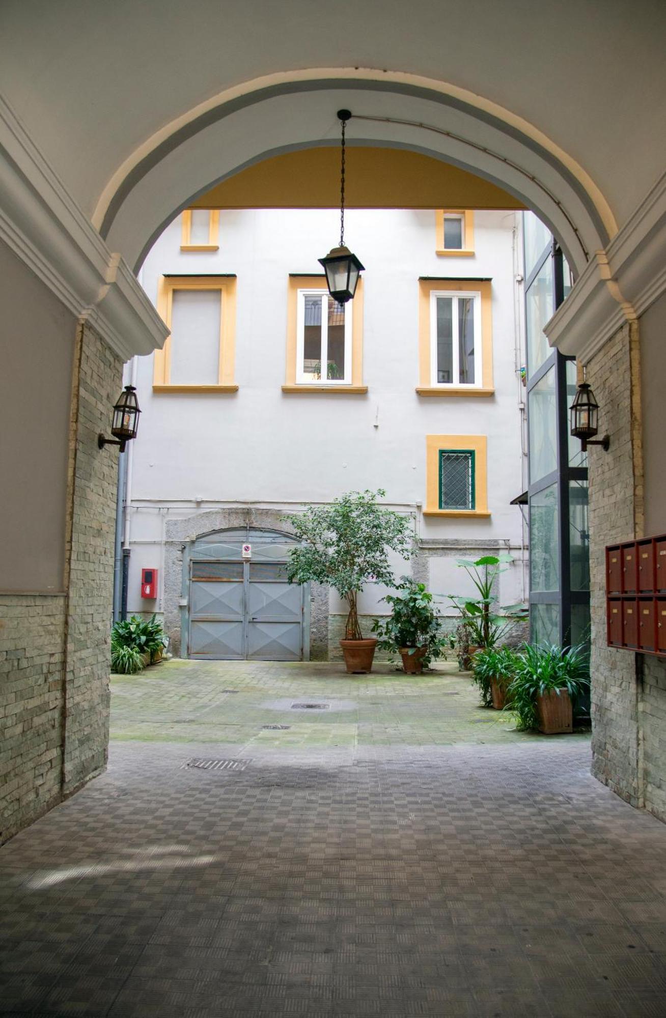Na City Rooms Napoli Ngoại thất bức ảnh