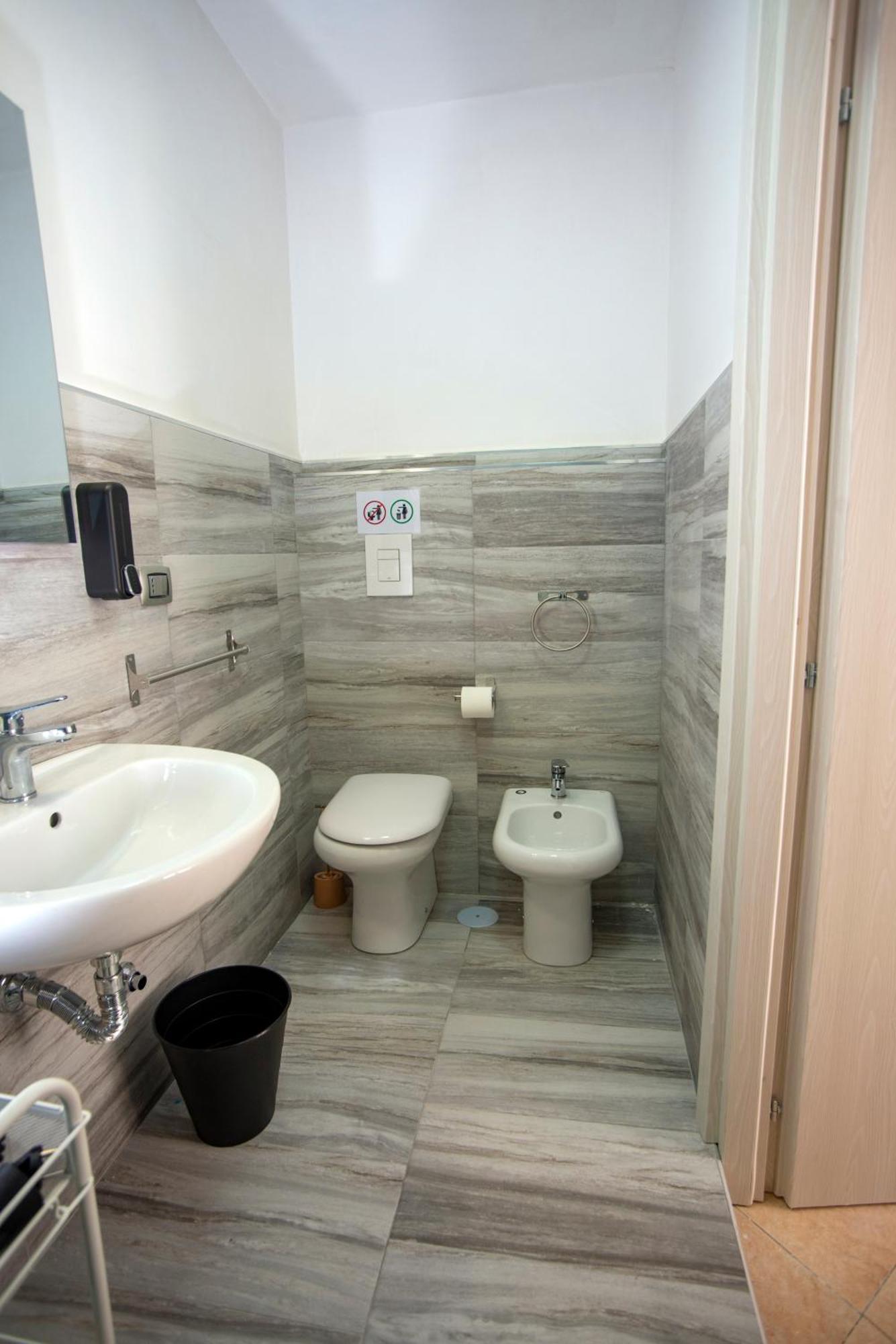 Na City Rooms Napoli Ngoại thất bức ảnh