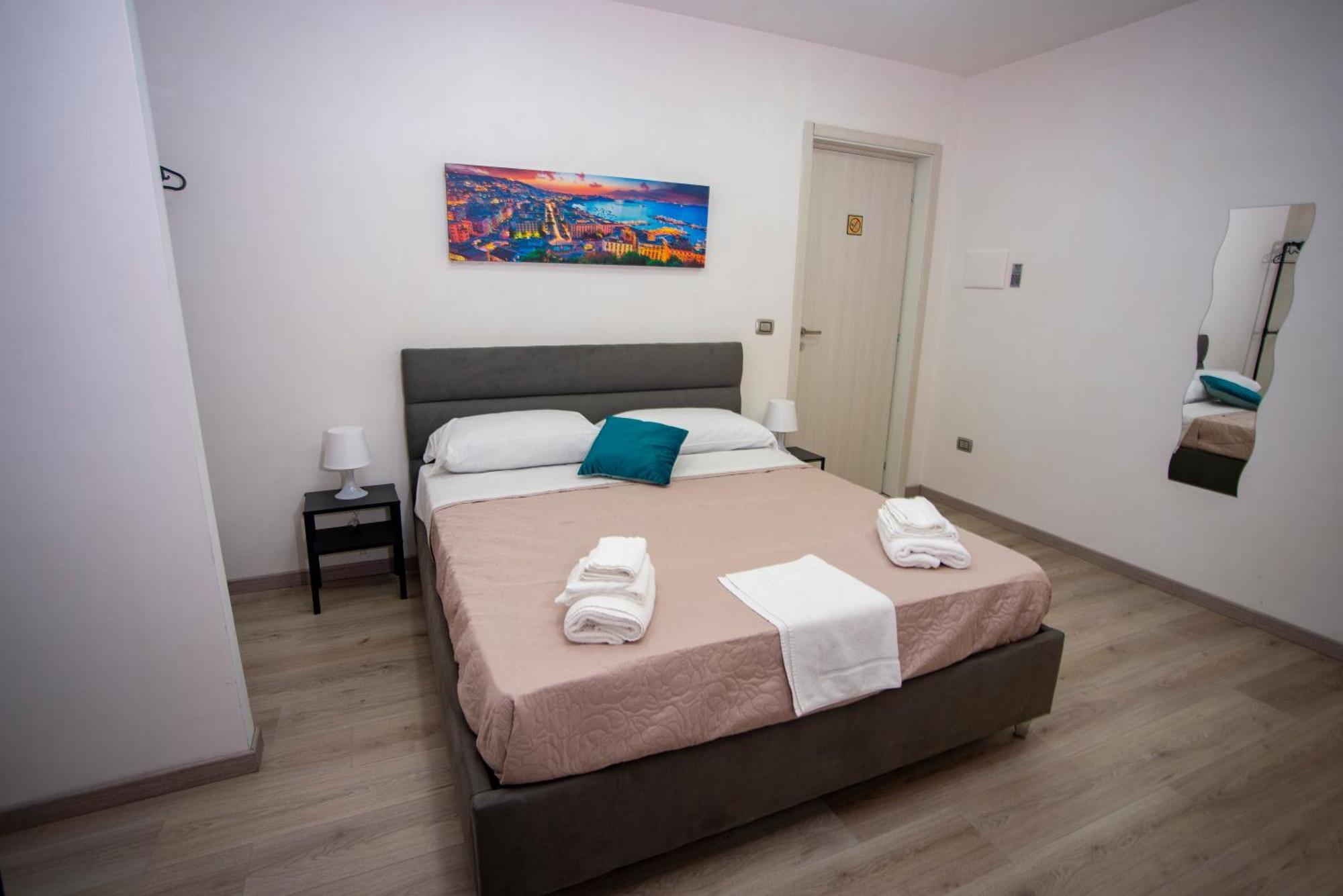 Na City Rooms Napoli Ngoại thất bức ảnh